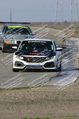 media/Feb-24-2024-CalClub SCCA (Sat) [[de4c0b3948]]/Group 1/Race (Outside Grapevine)/